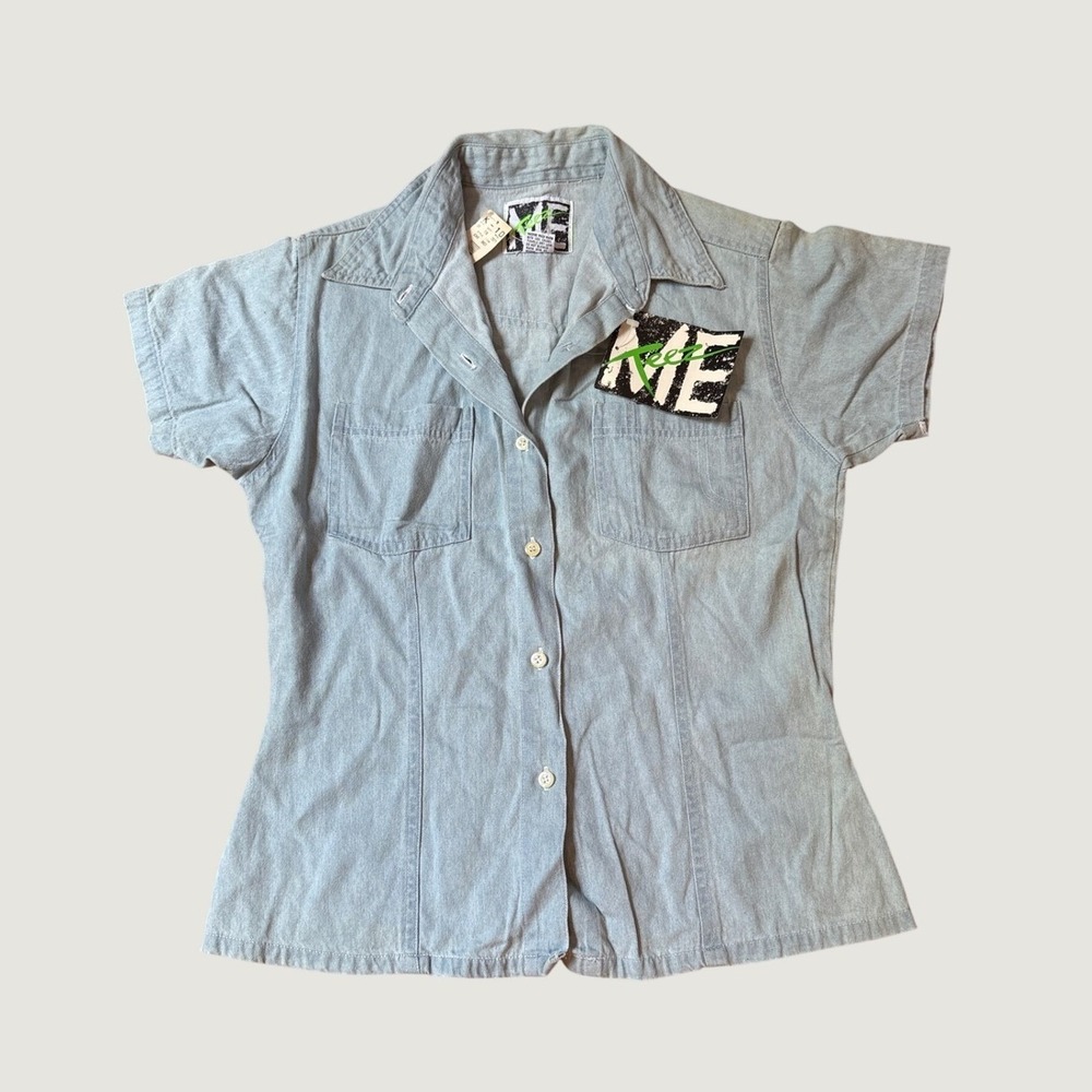 Teez Me Button Up Women Light Blue Vintage 90s Chambray Short Sleeve SIZE M
